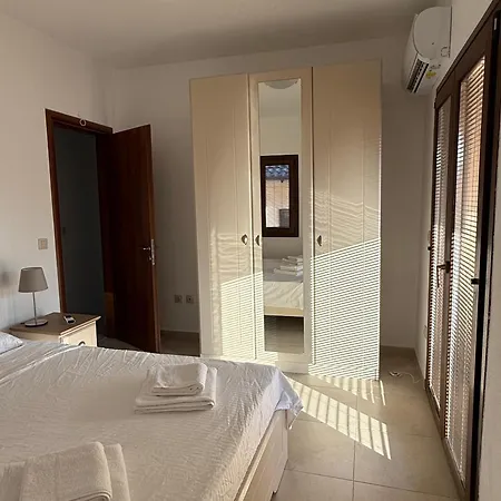 Kalidari * Chaniotis